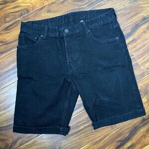 NWOT Men Black Denim Shorts
